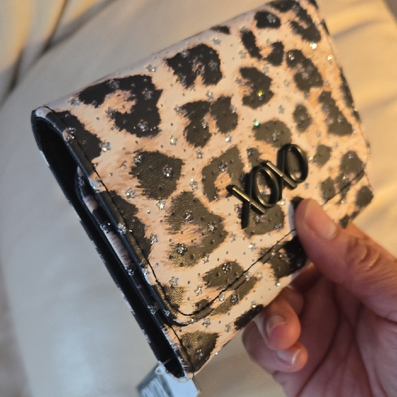 Oxo Leopard Patterned Wallet ✨️NEW✨️ - Picture 7 of 9